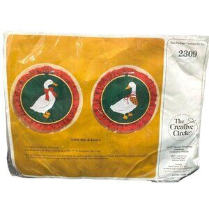 Creative Circle Bib & Bows Duck Geese Vtg 80s Embroidery Kit Christmas New 2309